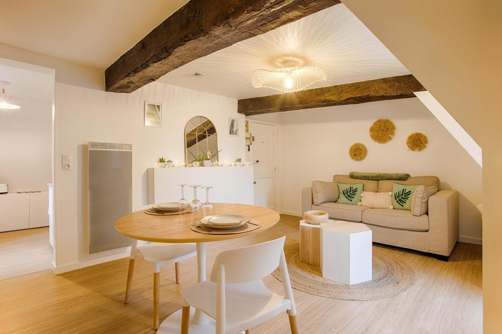 La Casa Amore — Joli Nid Douillet Place St-Sauveur 캉 외부 사진