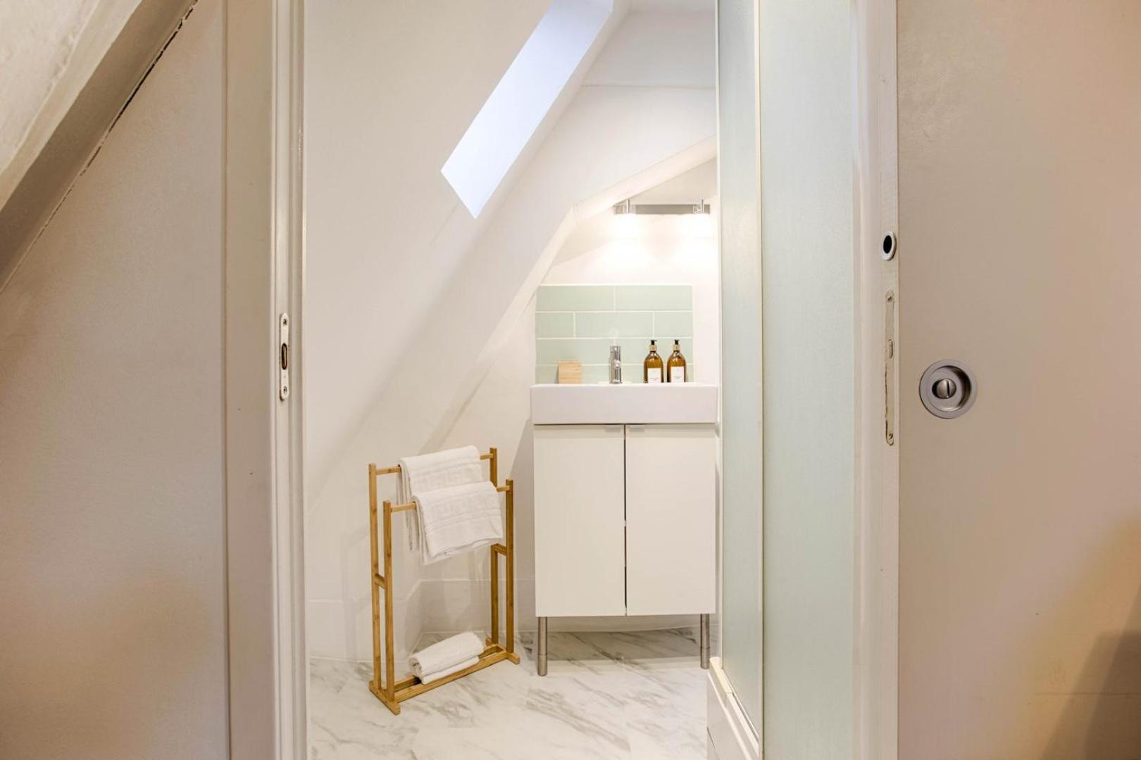 La Casa Amore — Joli Nid Douillet Place St-Sauveur 캉 외부 사진