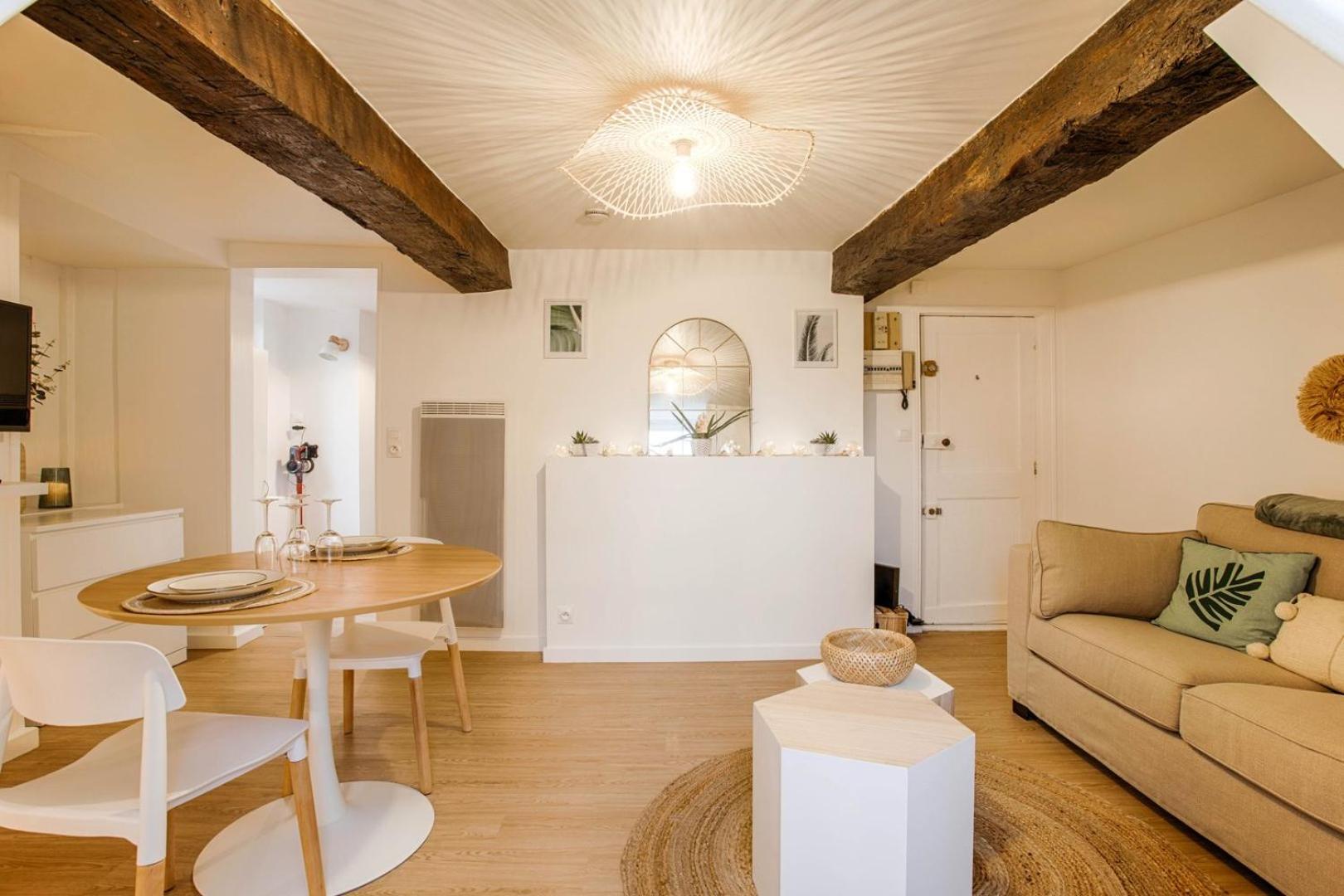 La Casa Amore — Joli Nid Douillet Place St-Sauveur 캉 외부 사진